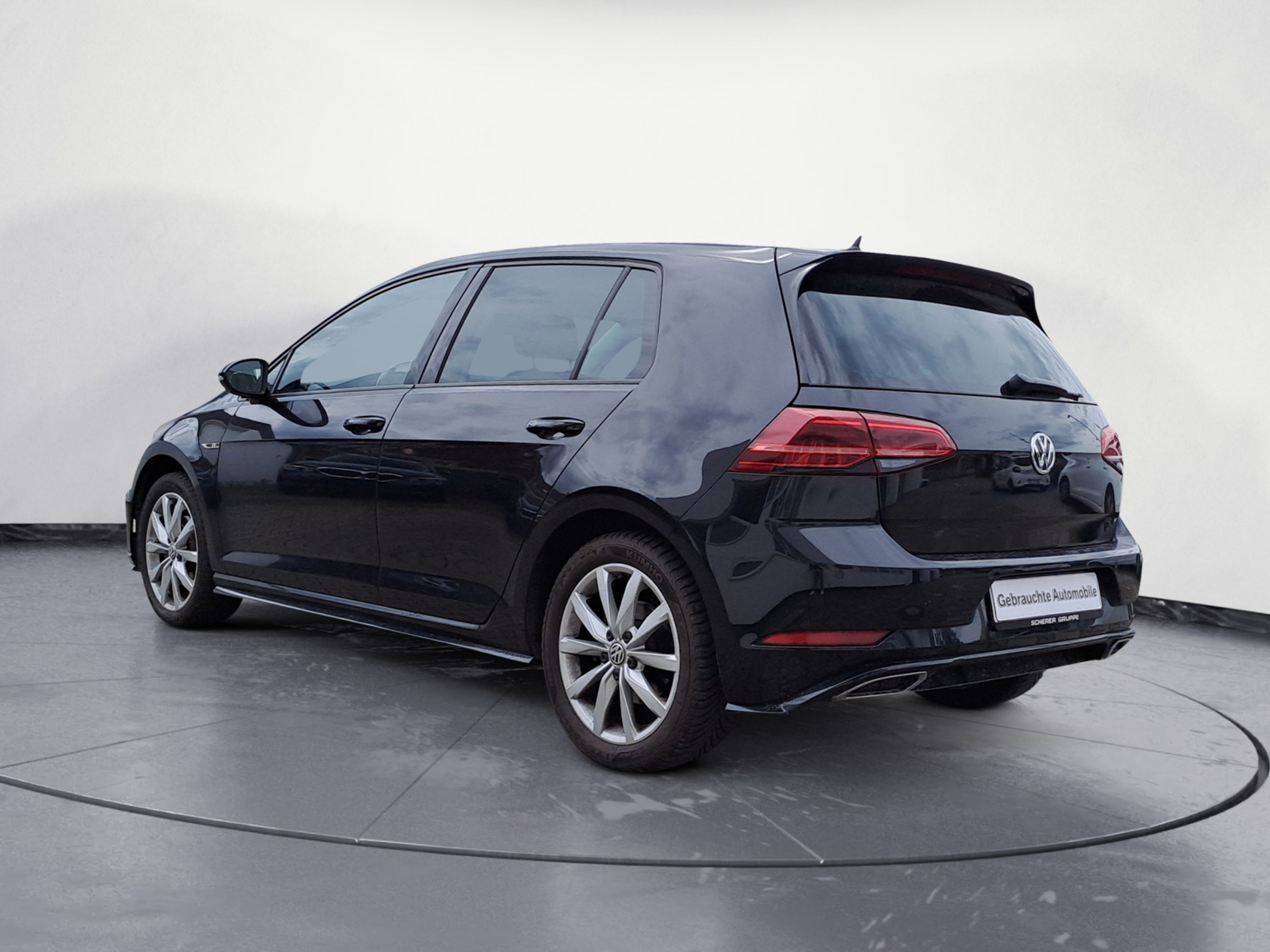 Volkswagen - Golf 1.5 TSI DSG Highline