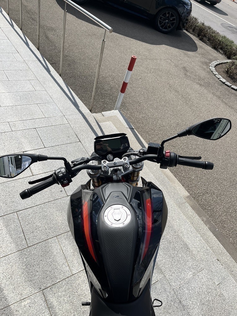 BMW Motorrad - G 310 R mit Werksgarantie bis 2027