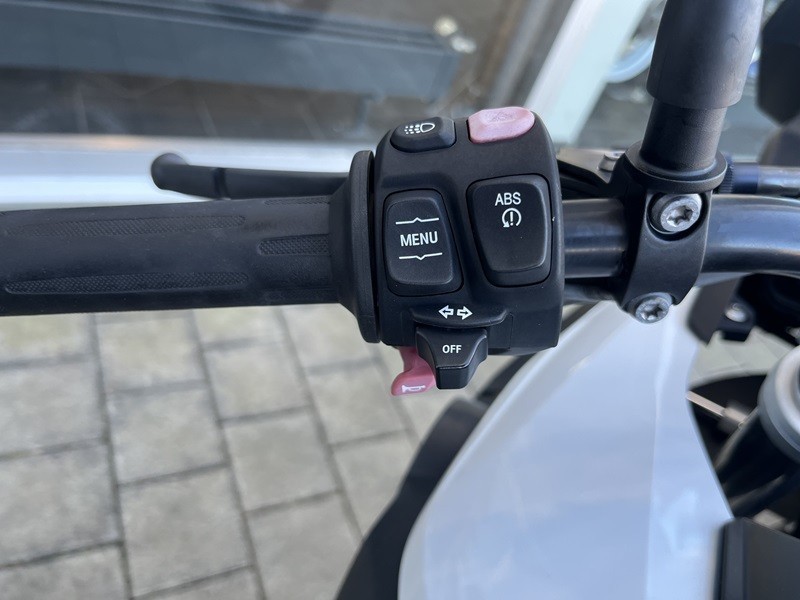 BMW Motorrad - F 750 GS A2 mit Tieferlegung und niedrigem Sitz