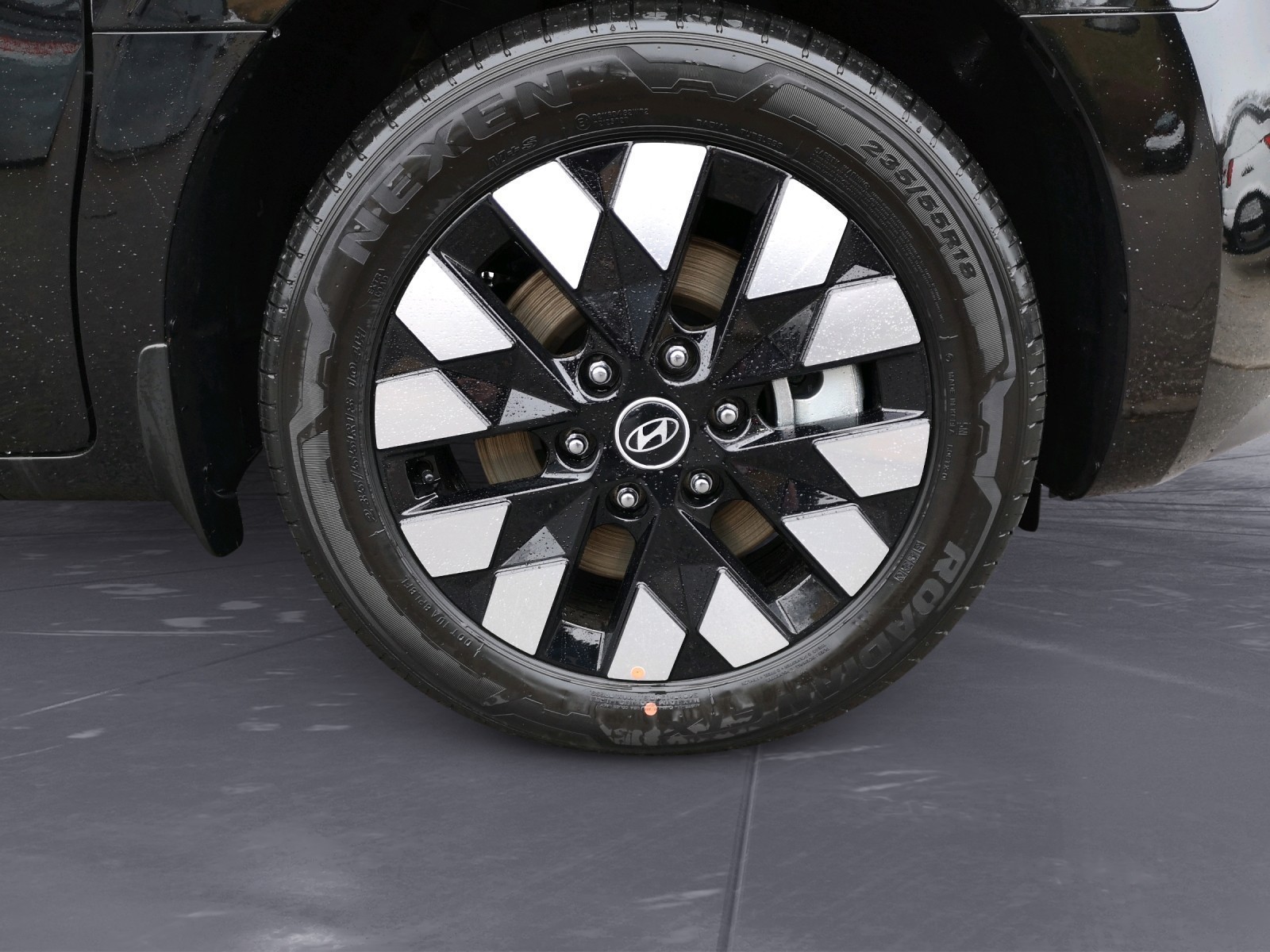Hyundai - STARIA 7-Sitzer HEV Signature