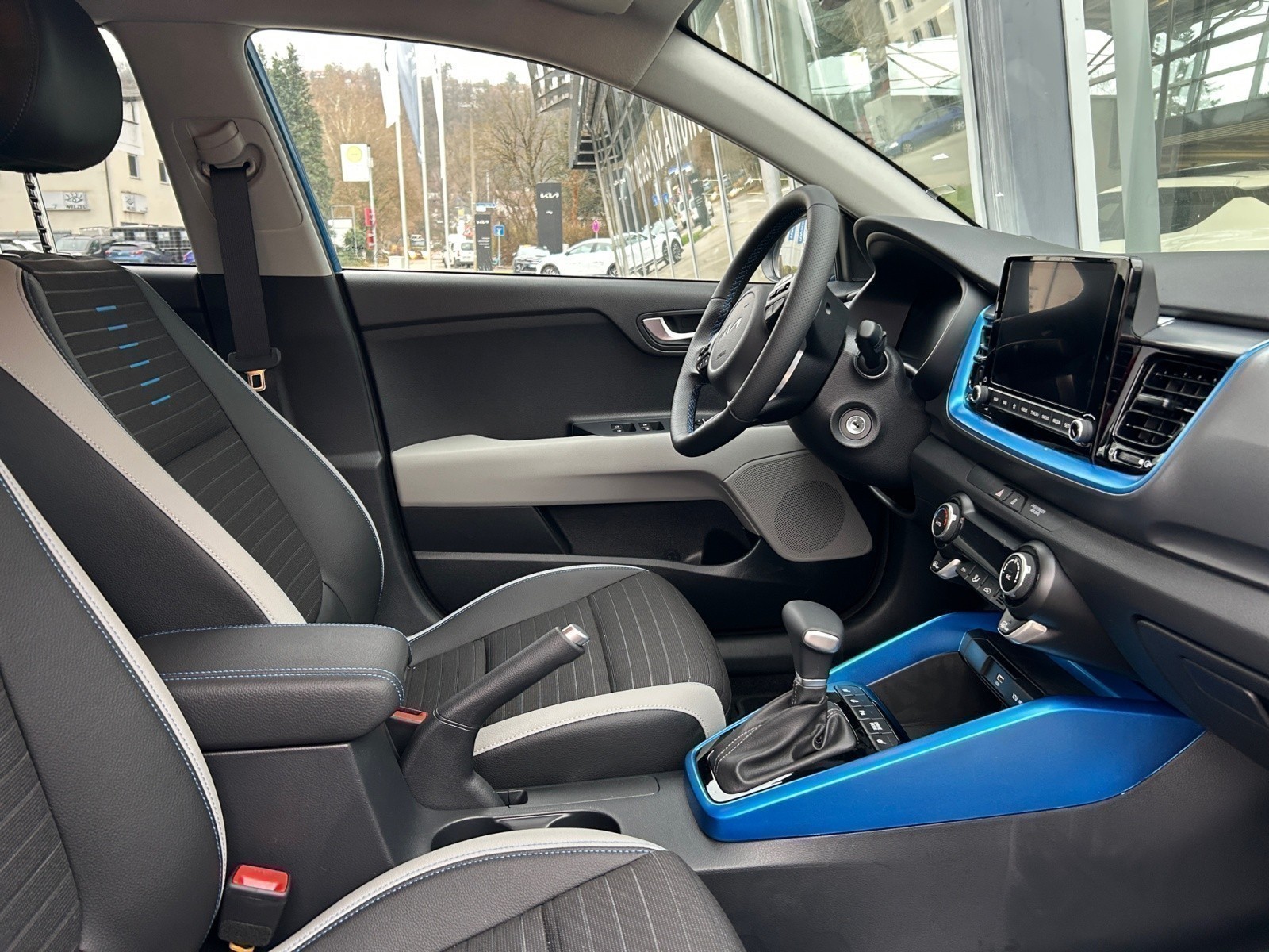 Kia - Stonic 1.0 DCT Nightline Edition