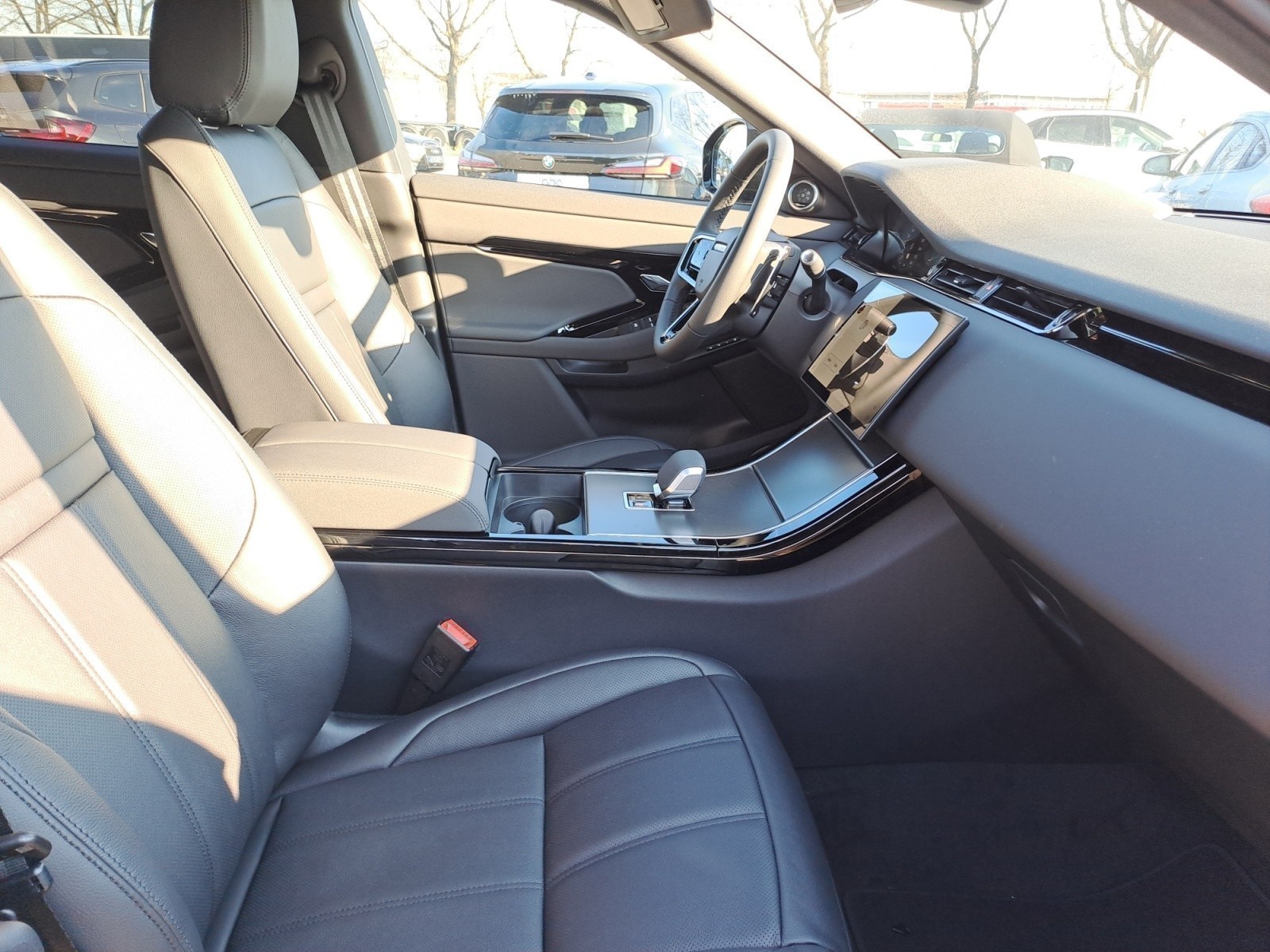 Land Rover - Range Rover Evoque D200 Dynamic SE