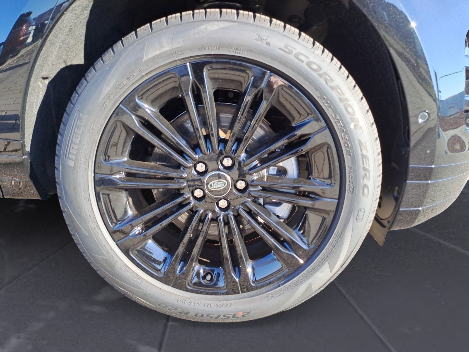 Land Rover - Range Rover Evoque D200 Dynamic SE