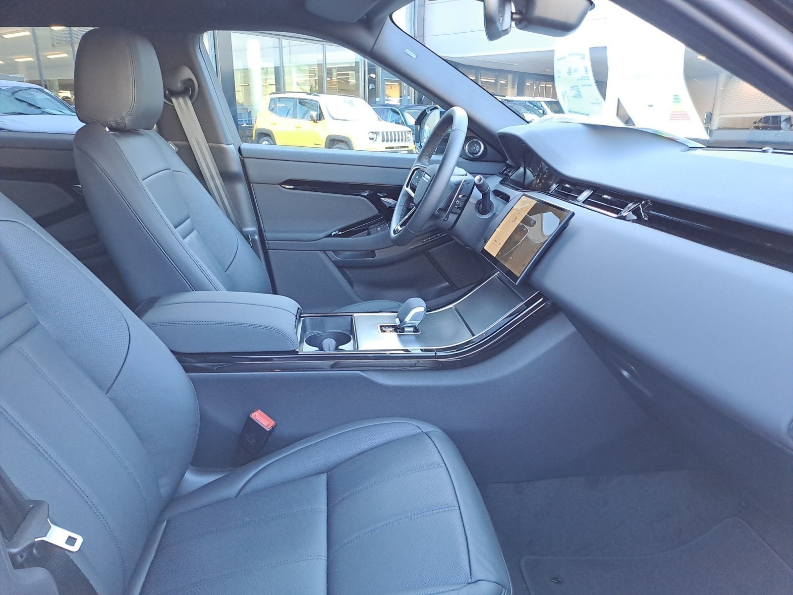 Land Rover - Range Rover Evoque D200 Dynamic SE