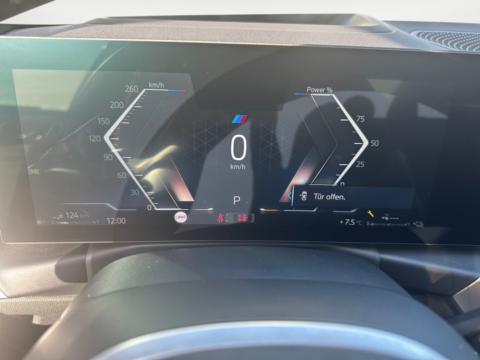 BMW - 330e xDrive Limousine