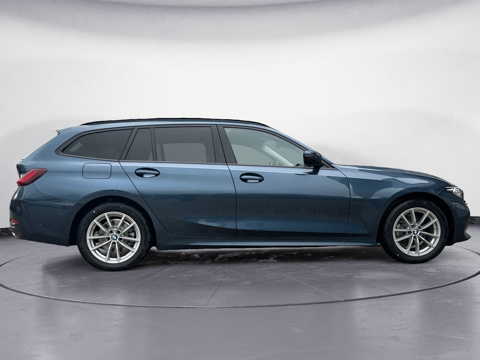 BMW - 318d Touring