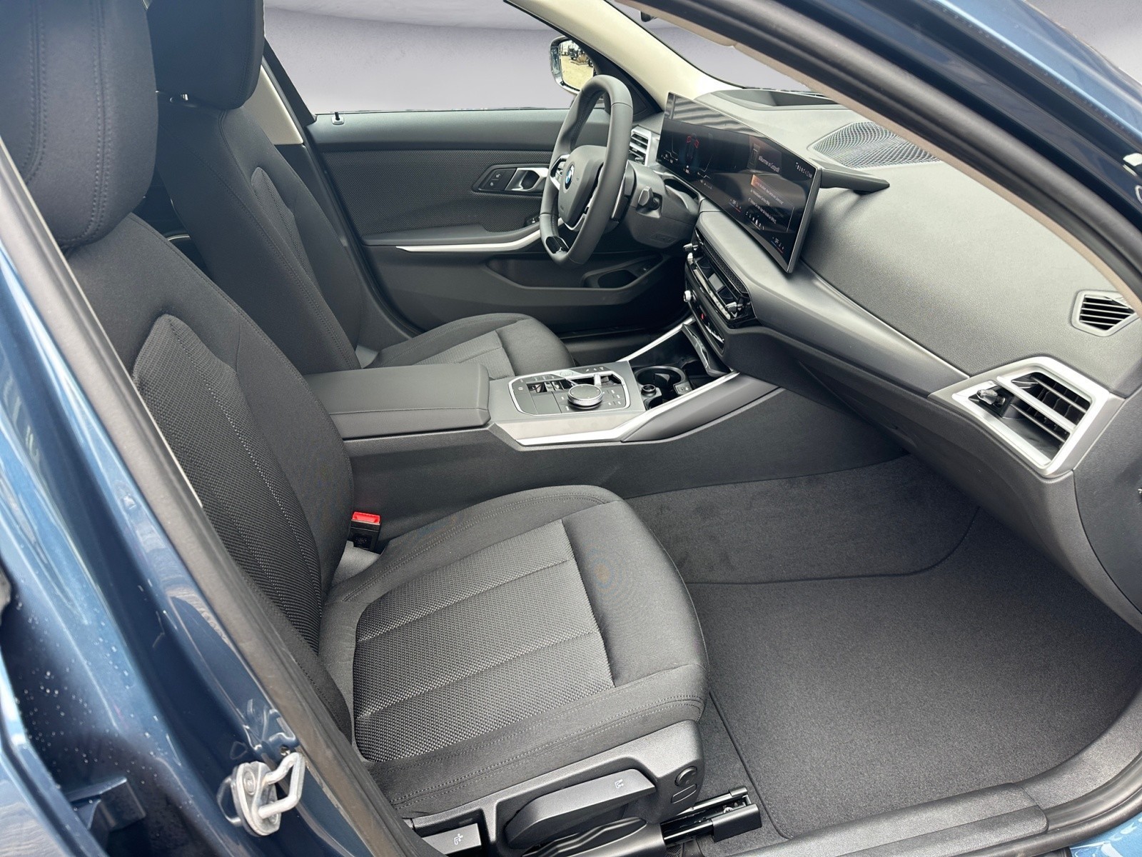 BMW - 318d Touring