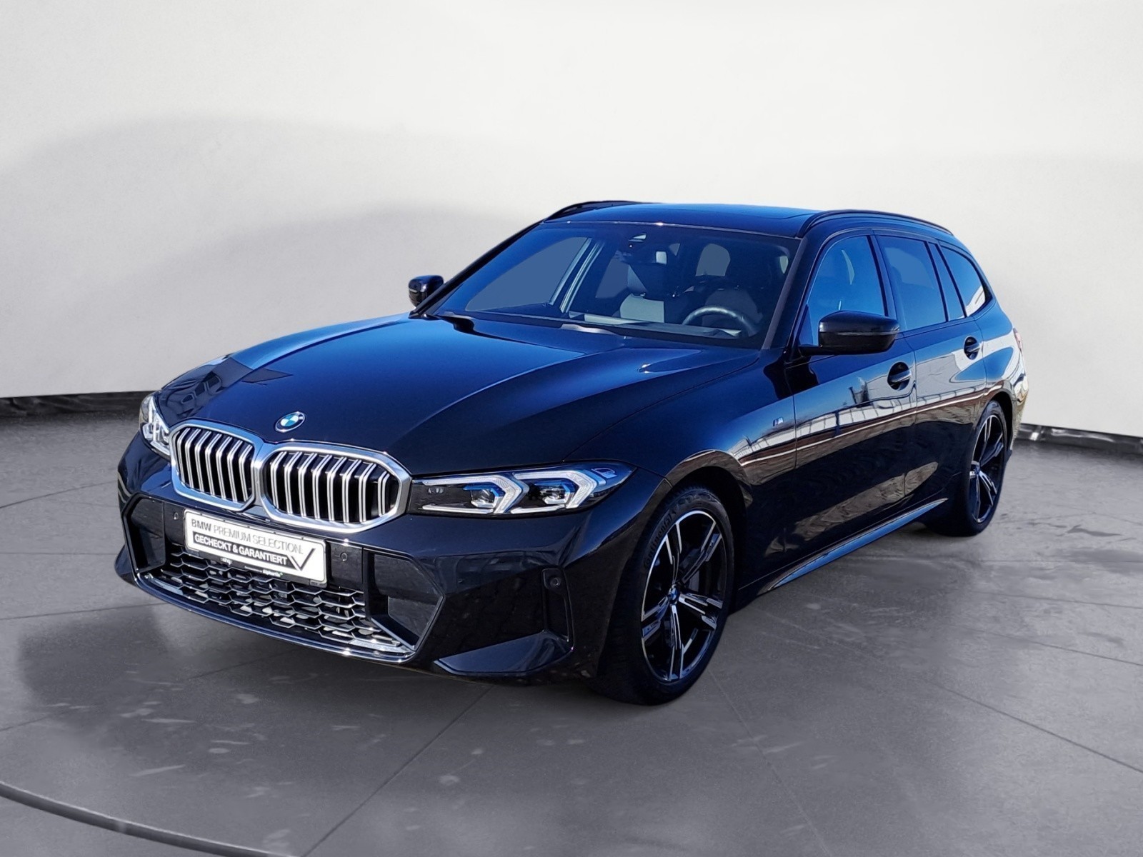 BMW - 330i Touring