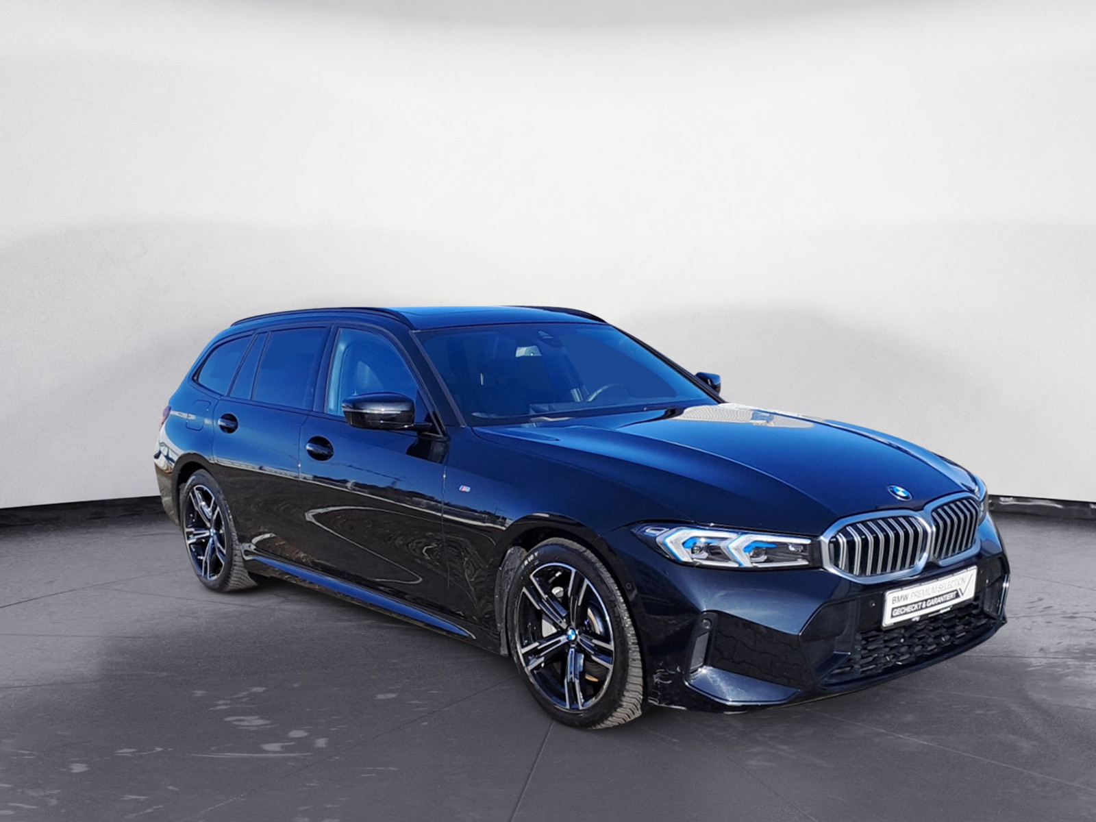 BMW - 330i Touring