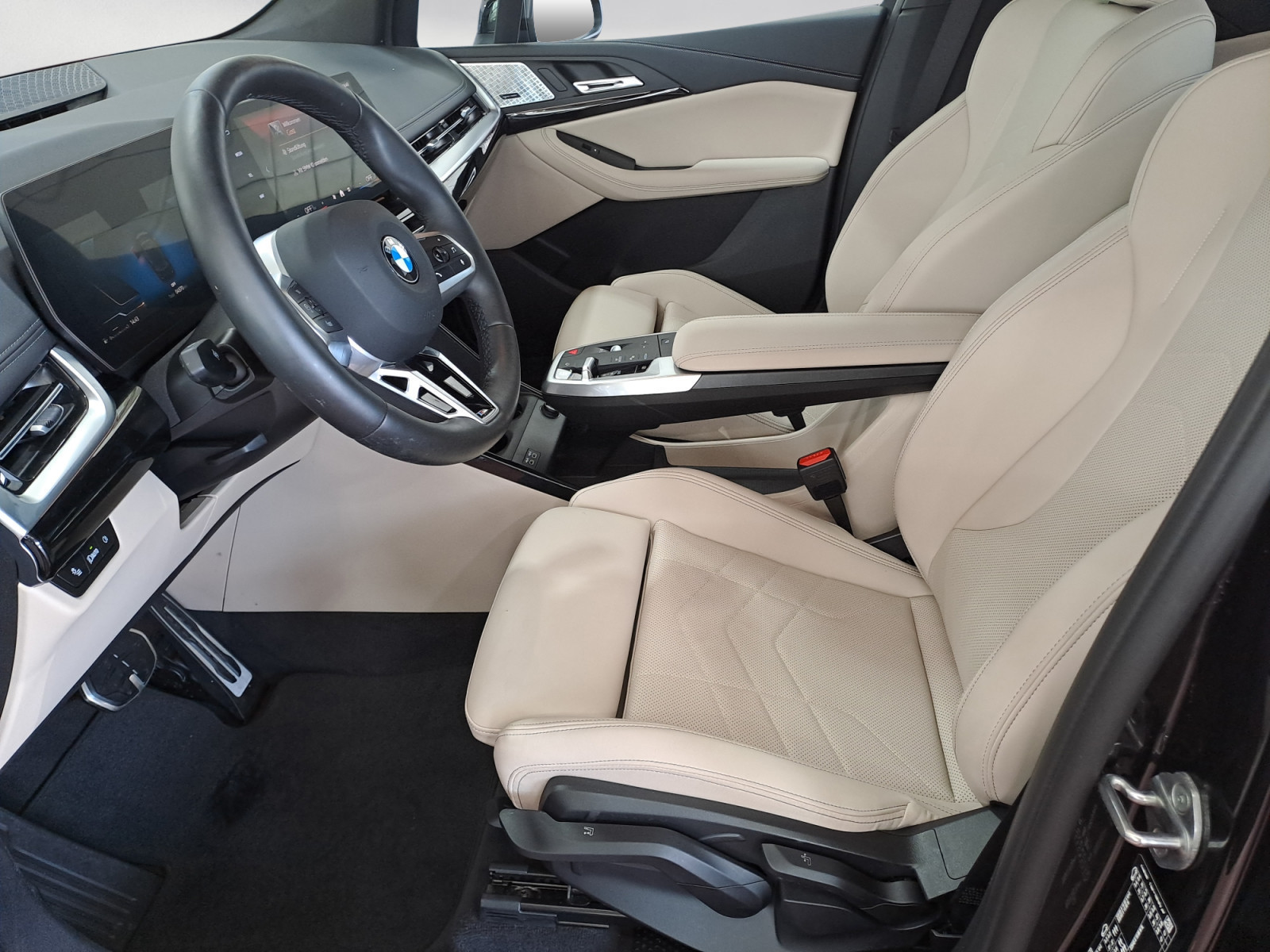 BMW - 218i Active Tourer Steptronic DCT