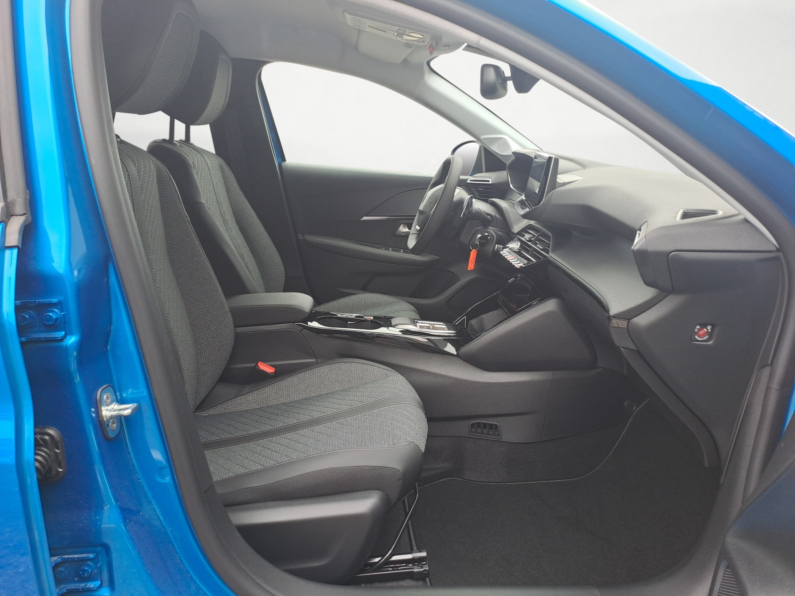 Peugeot - 208 Allure HYBRID 100 e-DSC6
