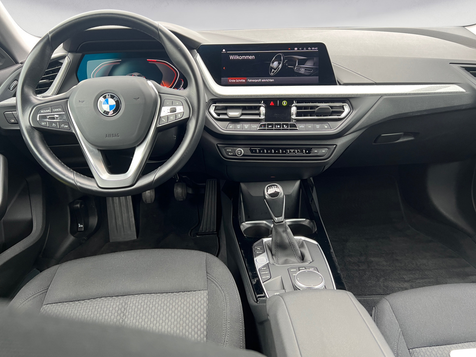 BMW - 218i Gran Coupe Advantage