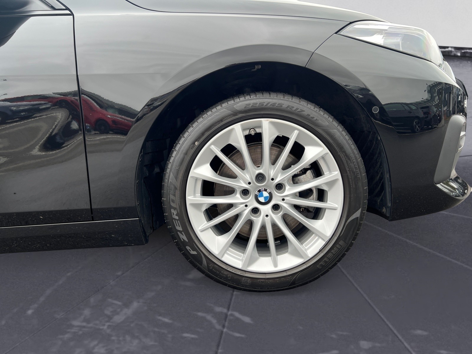 BMW - 218i Gran Coupe Advantage