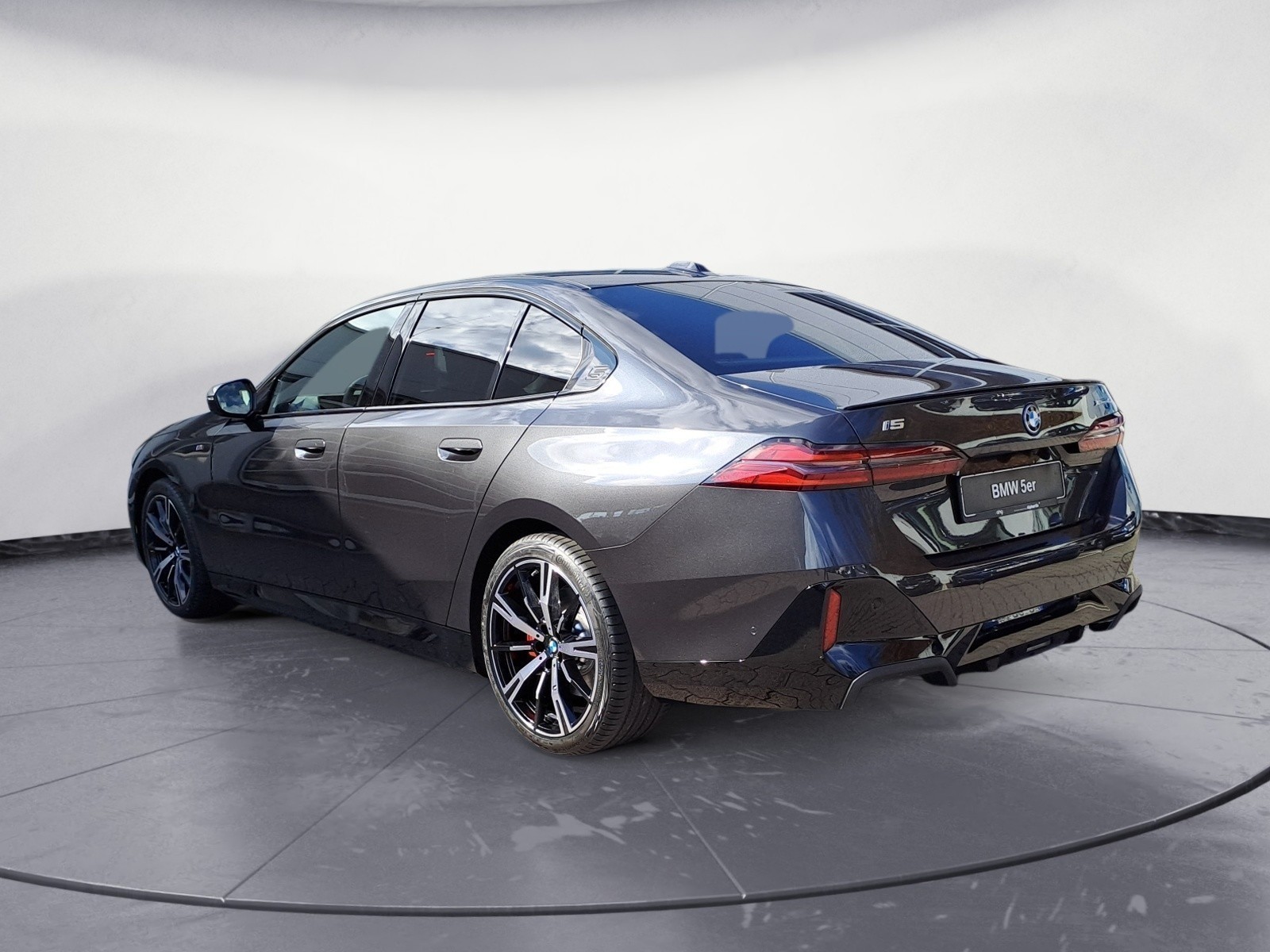 BMW - BMW i5 xDrive40 Limousine