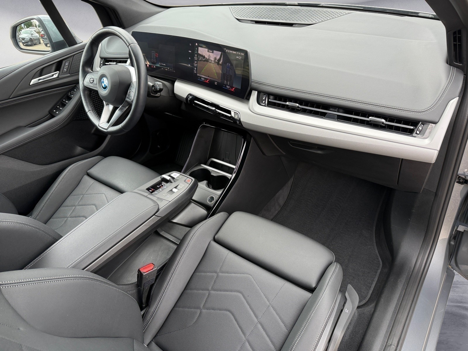 BMW - 225e xDrive Active Tourer