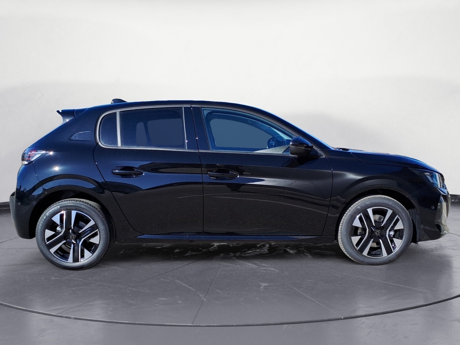 Peugeot - 208 Allure HYBRID 100 e-DSC6