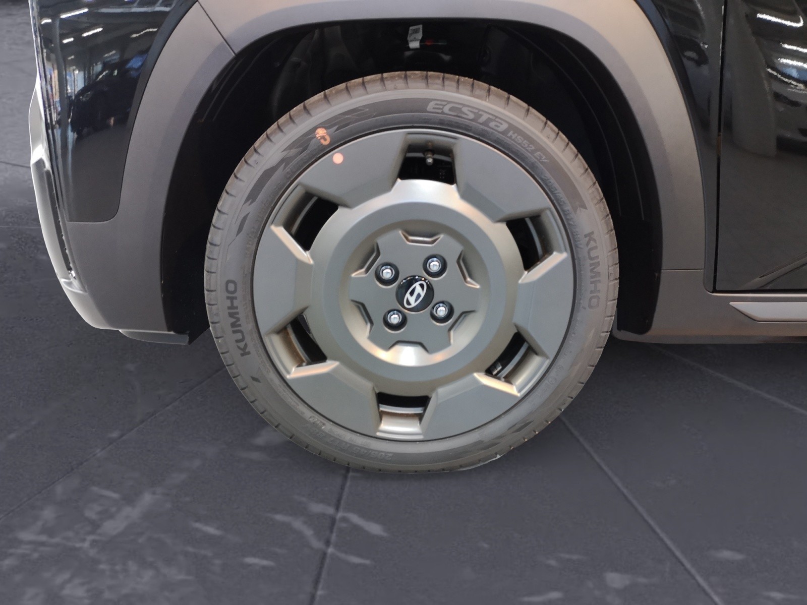 Hyundai - INSTER Cross EV