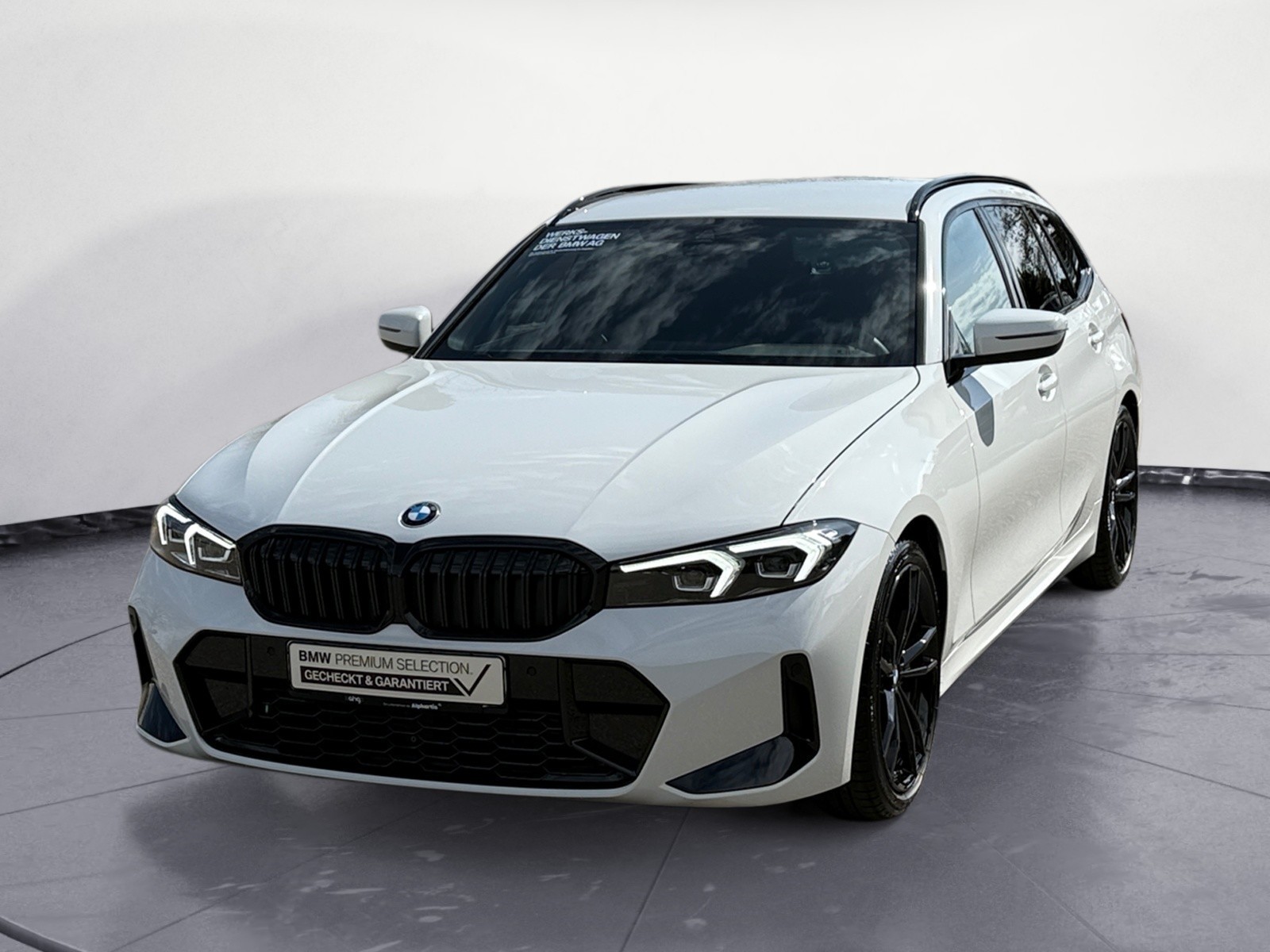 BMW - 318i Touring M Sport