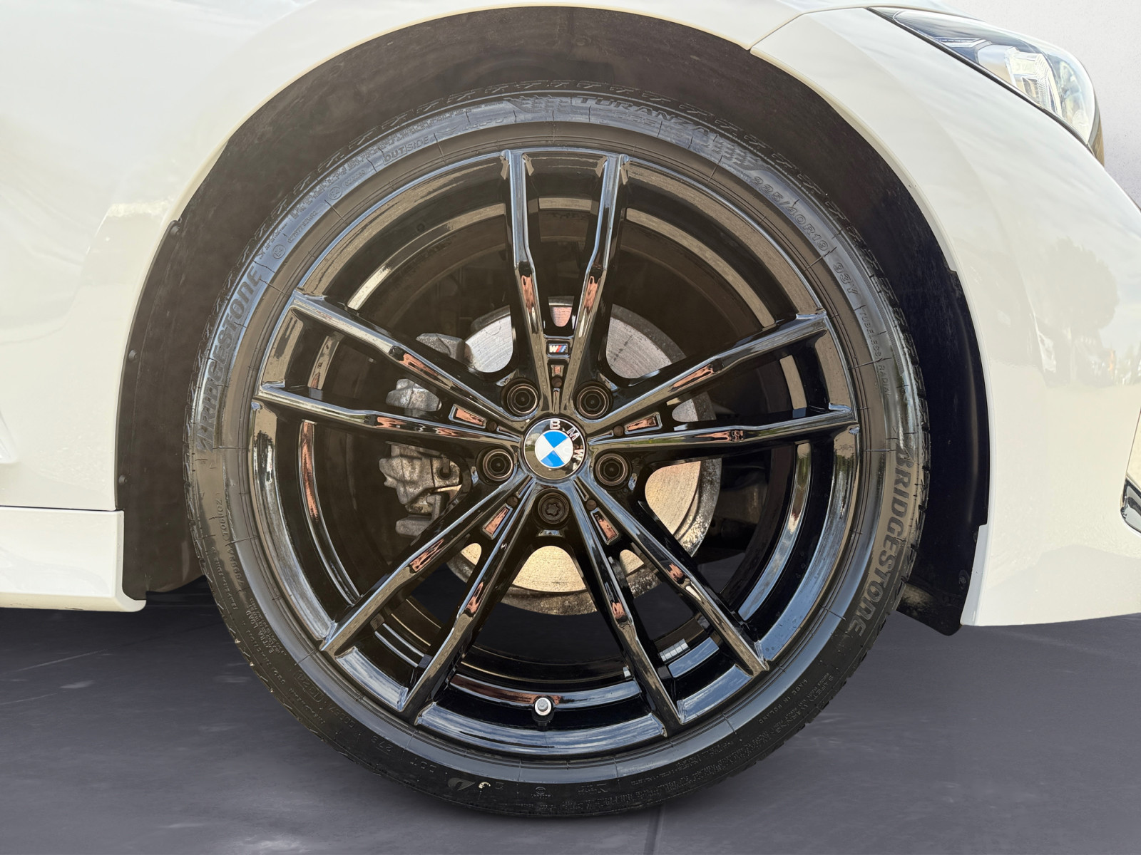 BMW - 318i Touring M Sport
