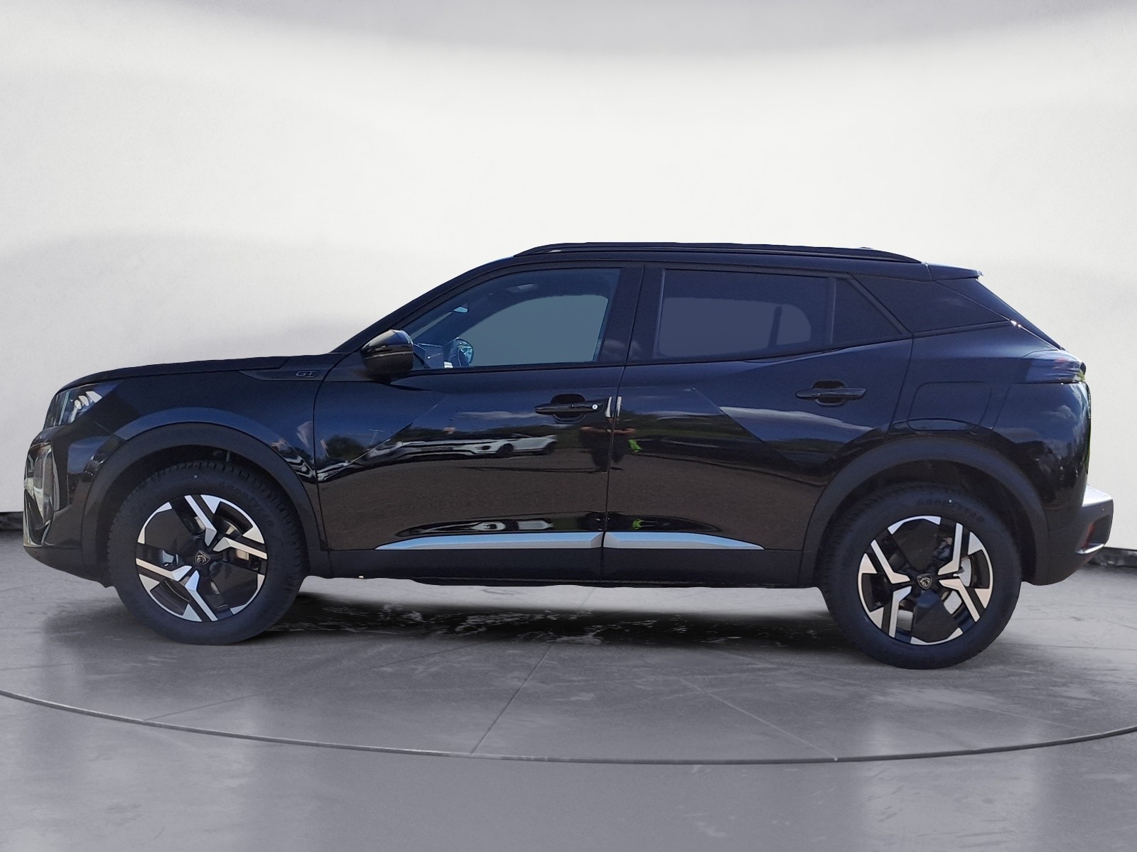 Peugeot - 2008 GT HYBRID 136 e-DSC6