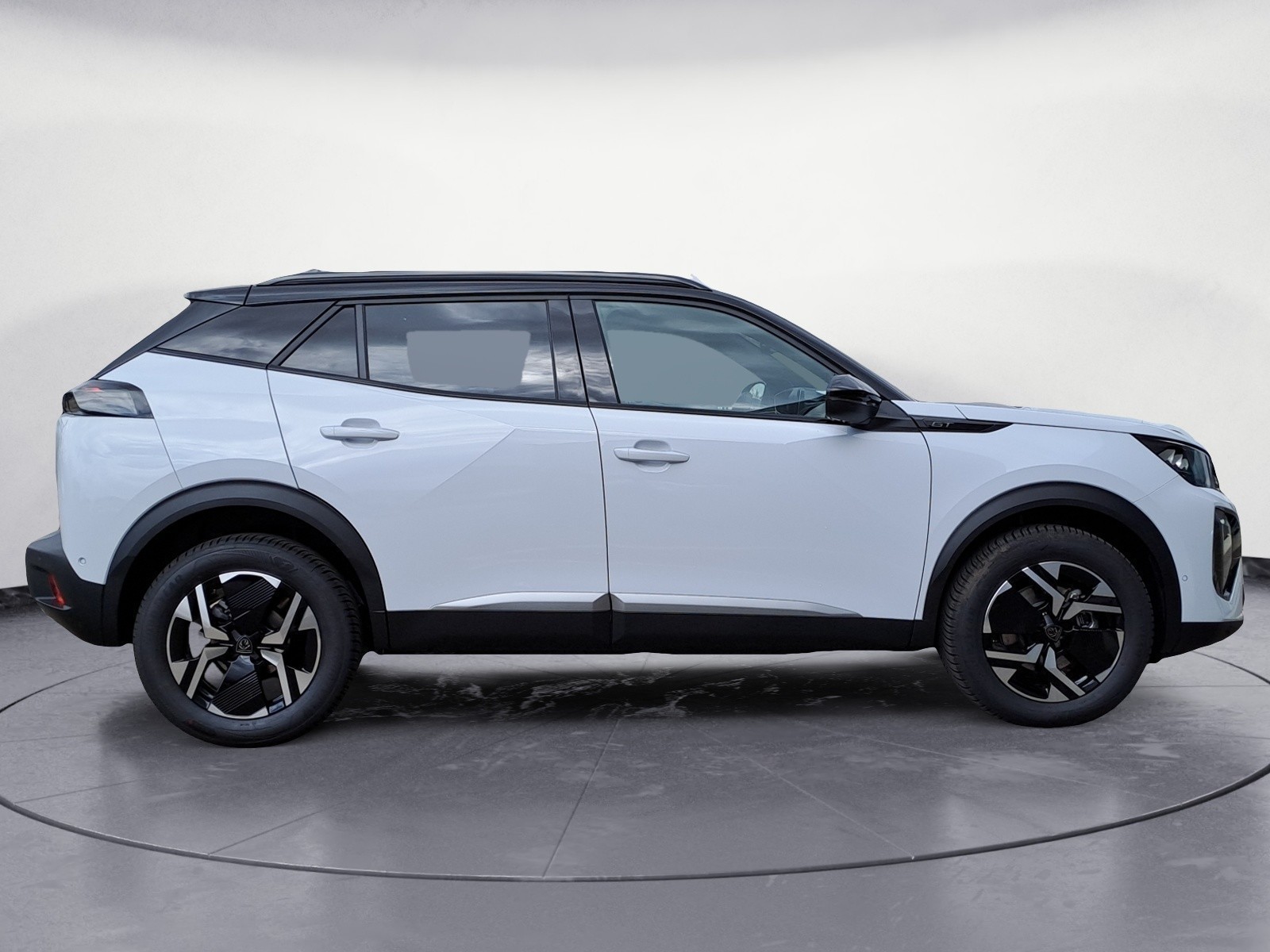 Peugeot - 2008 GT HYBRID 136 e-DSC6