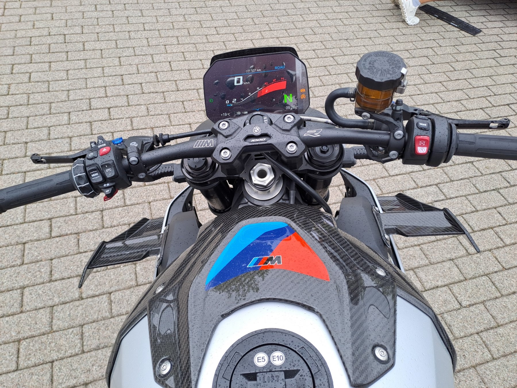 BMW Motorrad - M 1000 R