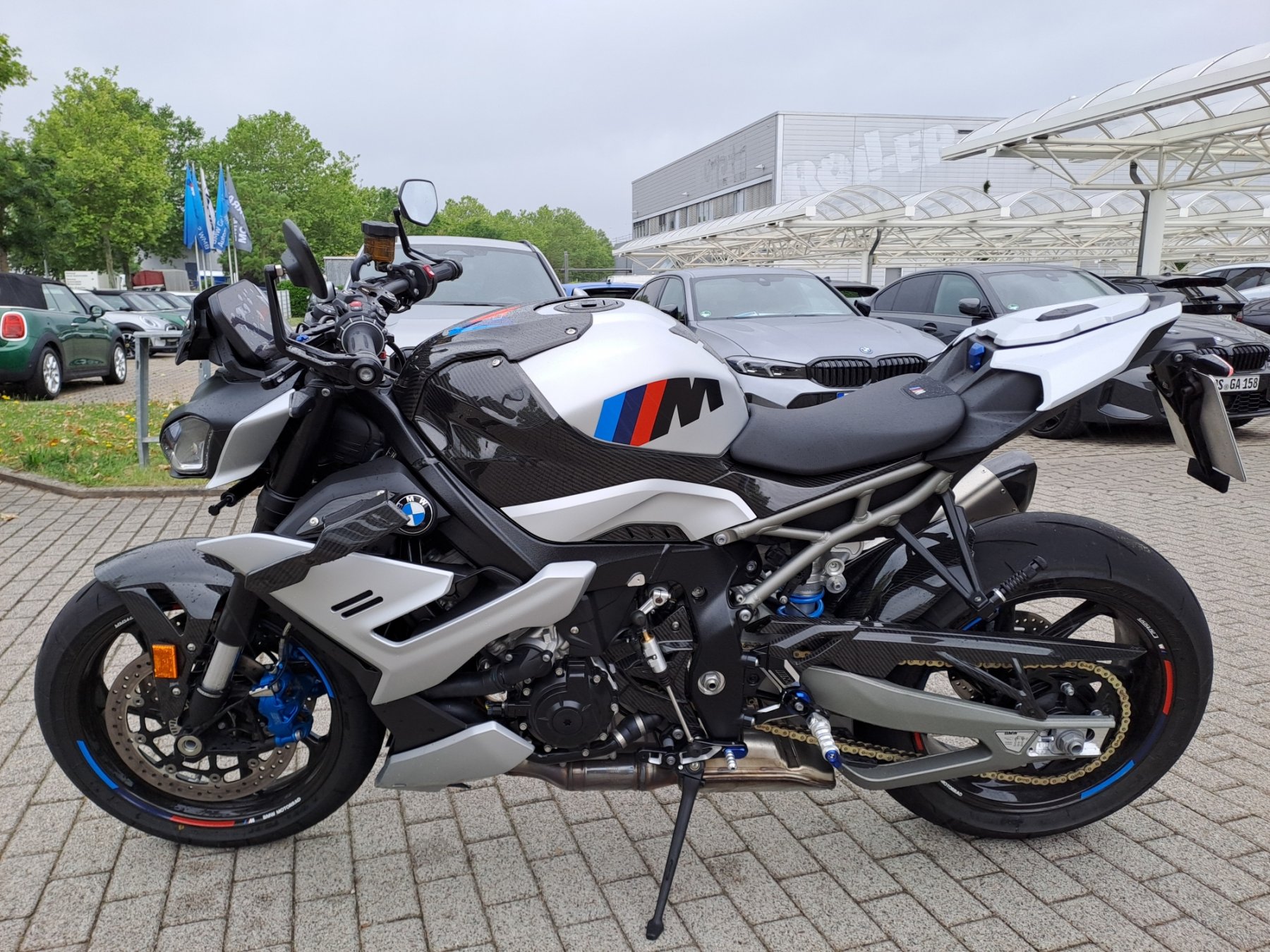 BMW Motorrad - M 1000 R