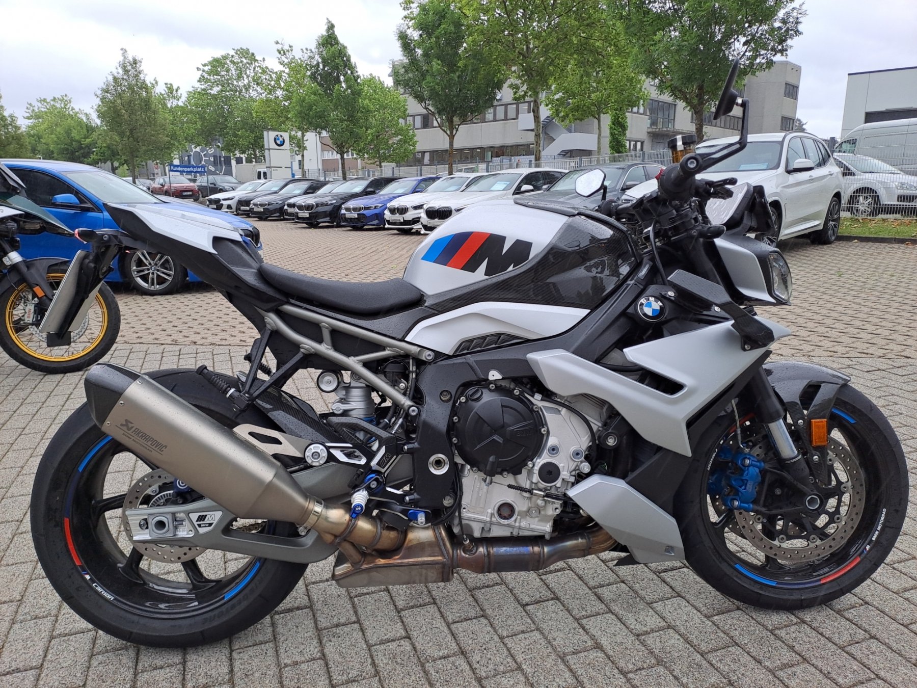 BMW Motorrad - M 1000 R