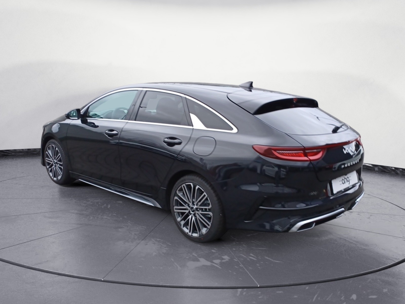 Kia - ProCeed 1.5 T-GDI DCT GT-line