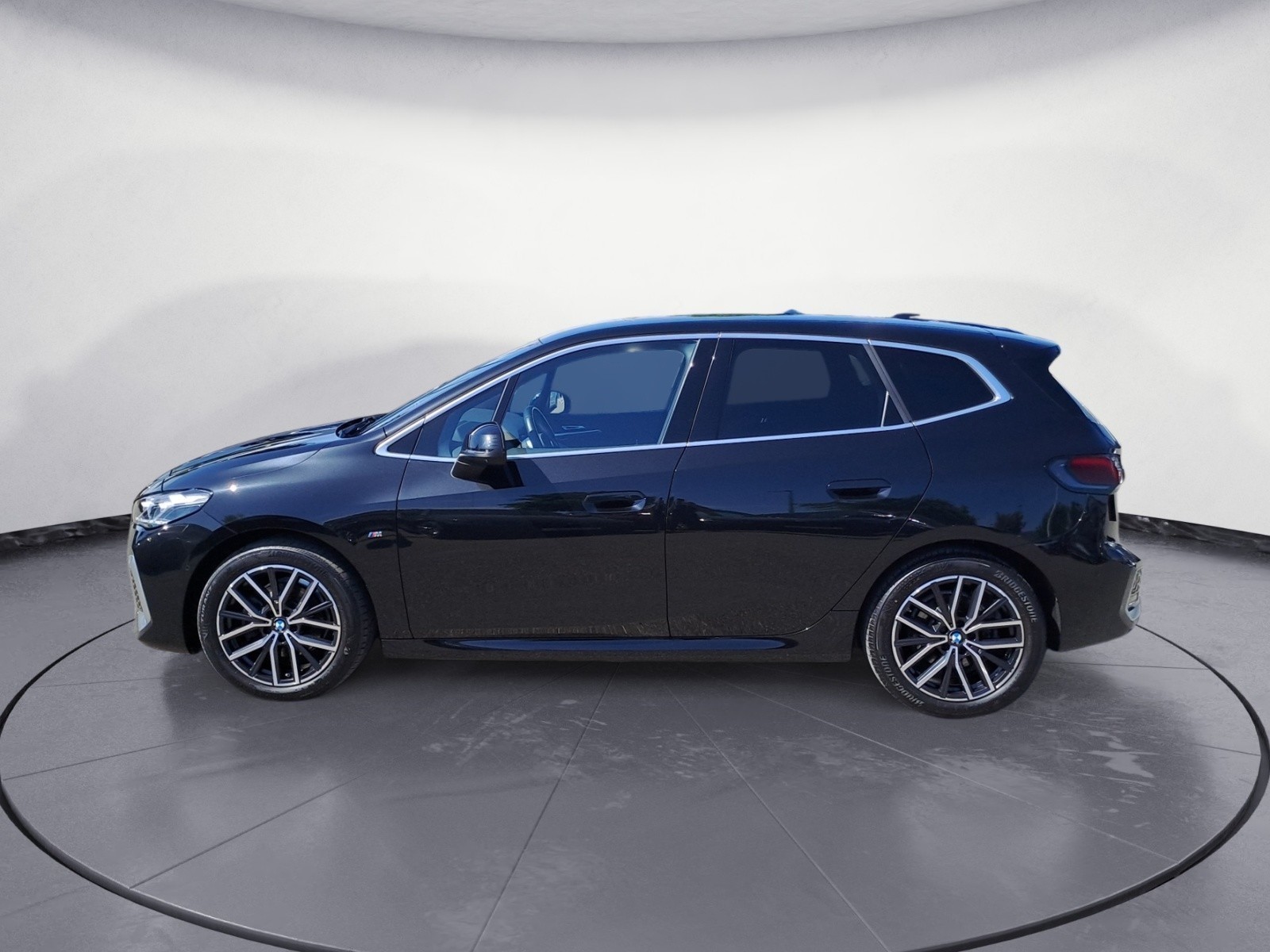 BMW - 220i Active Tourer Steptronic DCT
