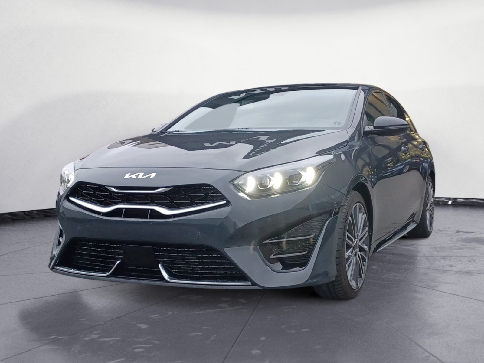 Kia - ProCeed 1.5 T-GDI DCT GT-line