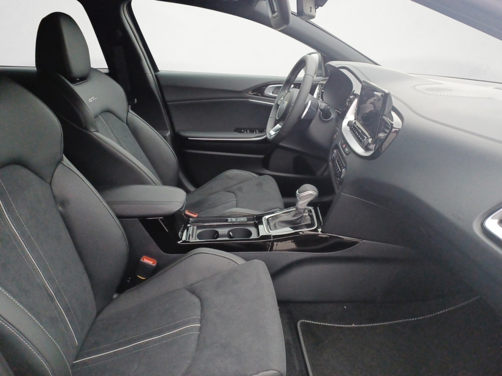 Kia - ProCeed 1.5 T-GDI DCT GT-line