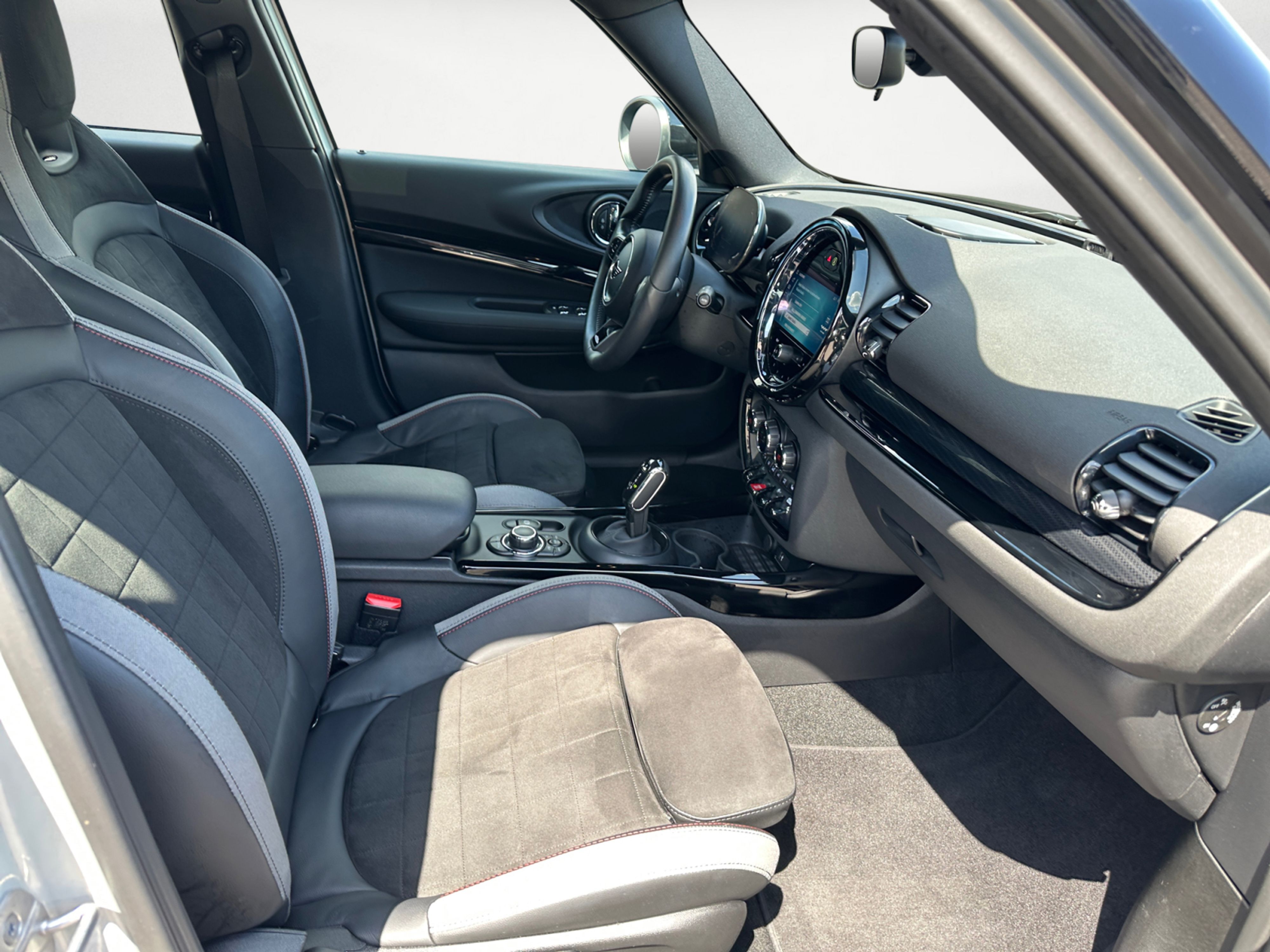 MINI - Clubman Cooper Aut. JCW Trim