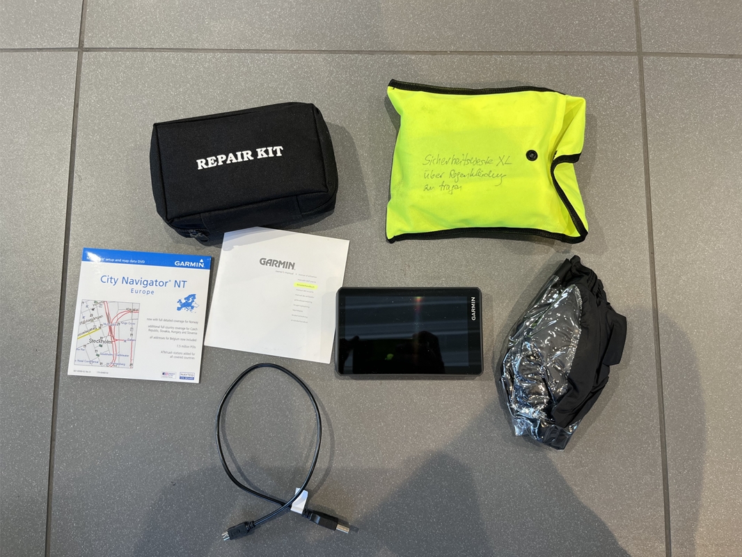 BMW Motorrad - F 800 GT inkl. 3 Koffer und Tankrucksack uvm.