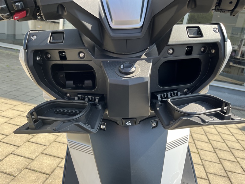 BMW Motorrad - C 400 GT inkl Style Exclusive und Komfort Paket