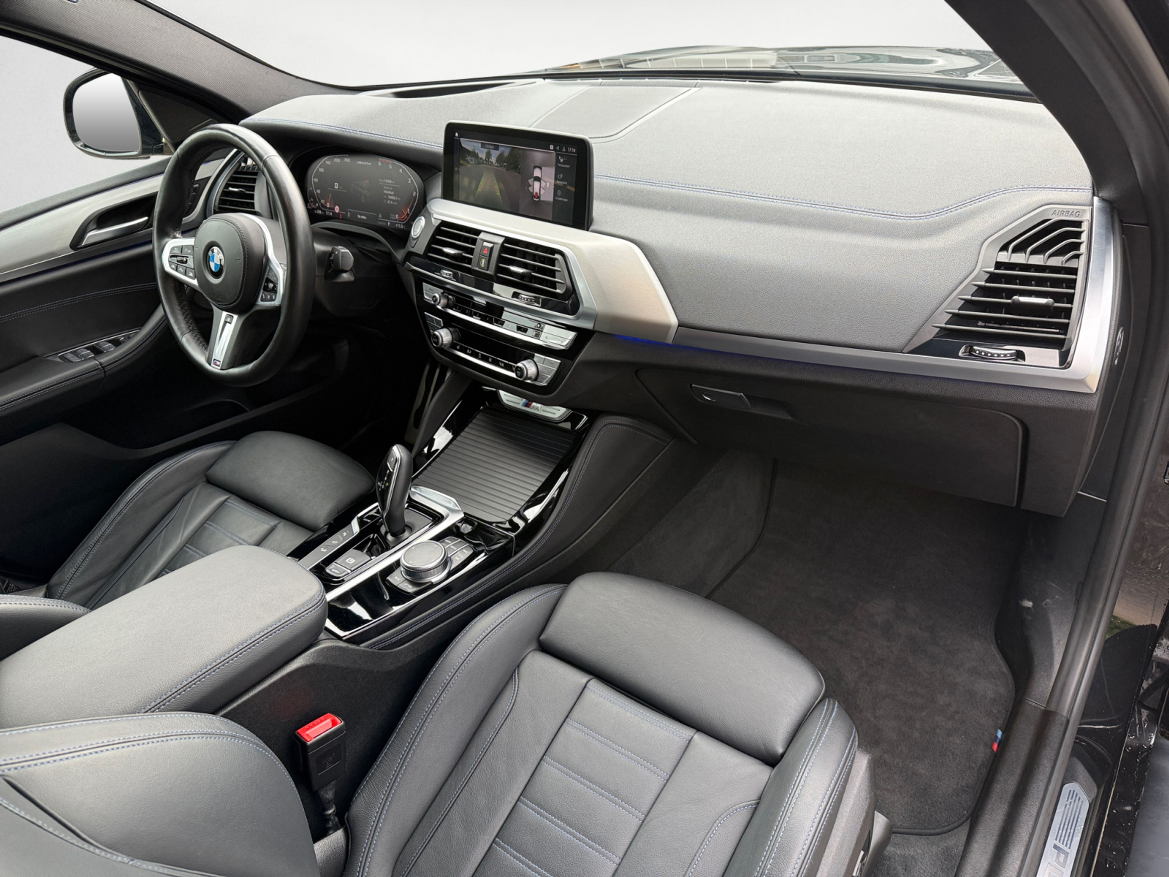 BMW - X4 M40d