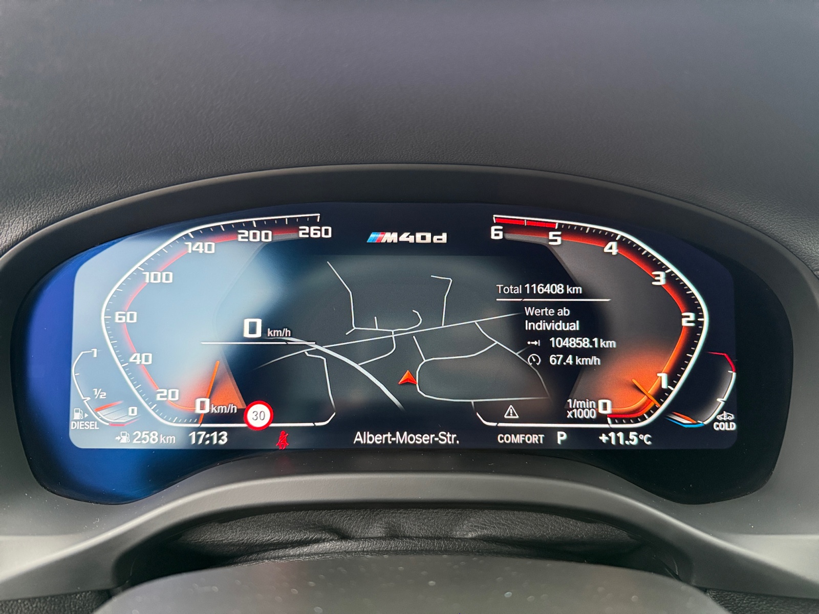 BMW - X4 M40d