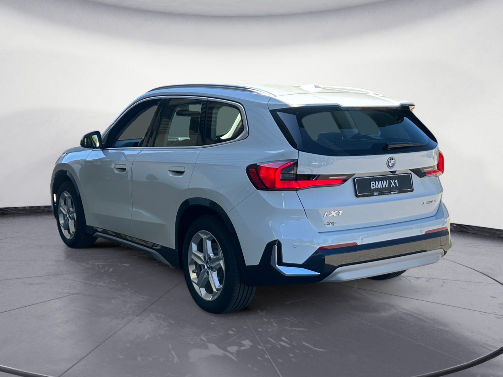 BMW - iX1 xDrive30
