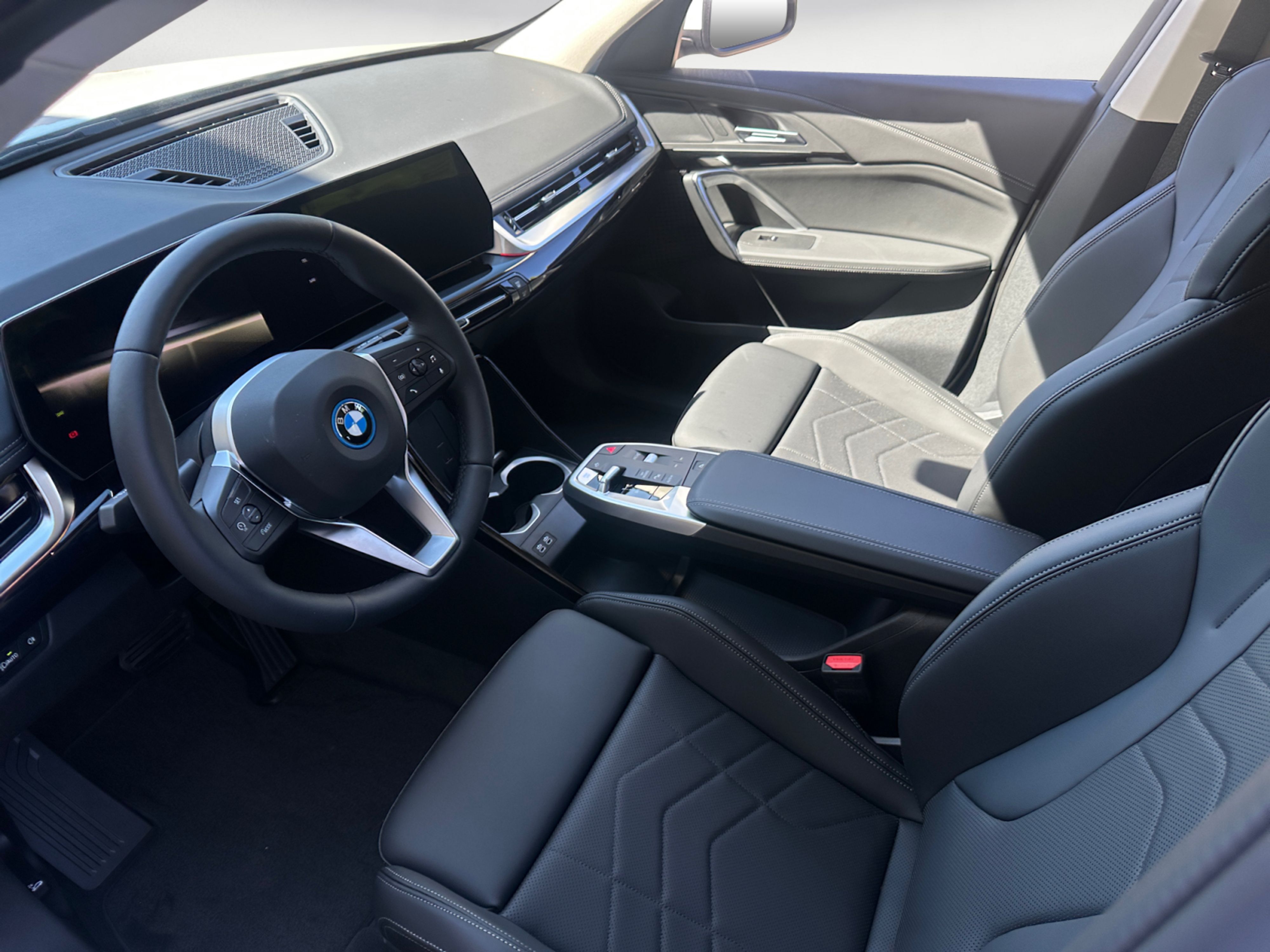 BMW - iX1 xDrive30