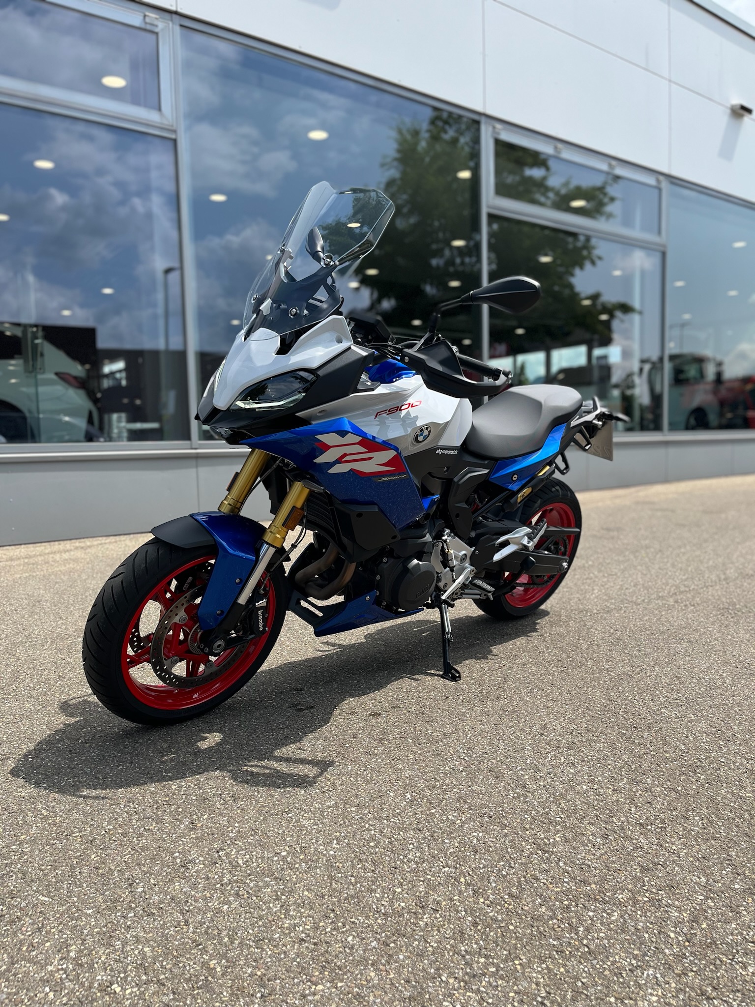 BMW Motorrad - F 900 XR mit Werksgarantie bis 2028