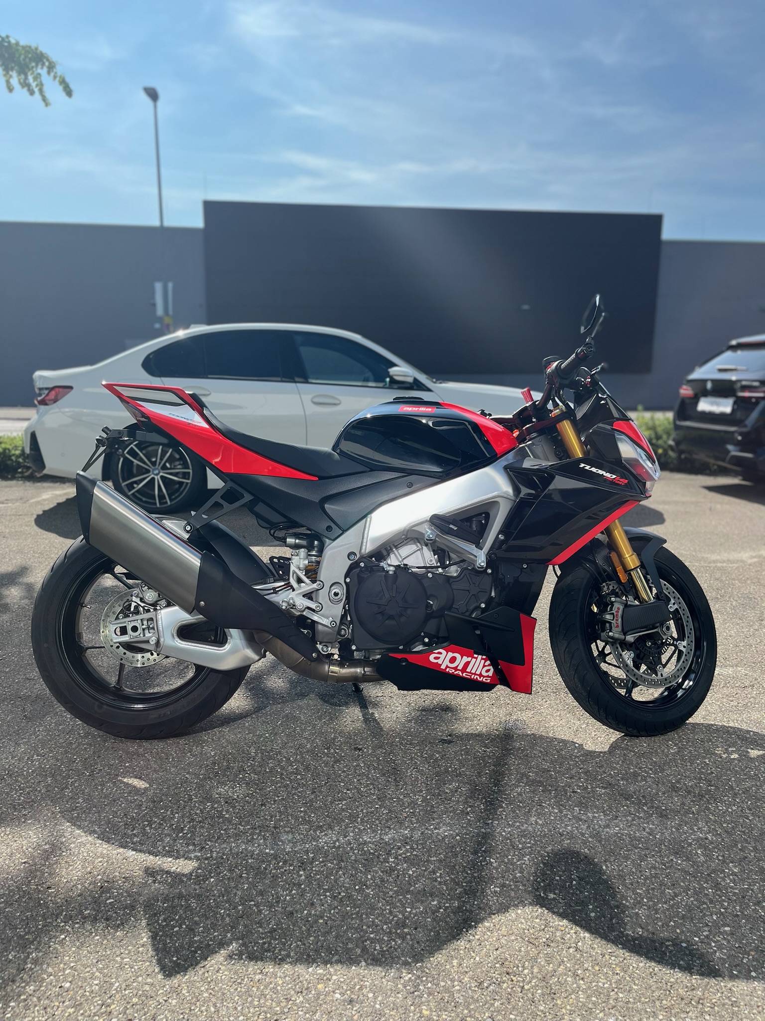 Aprilia - Tuono V4 1100 Factory mit Werksgarantie bis 2026