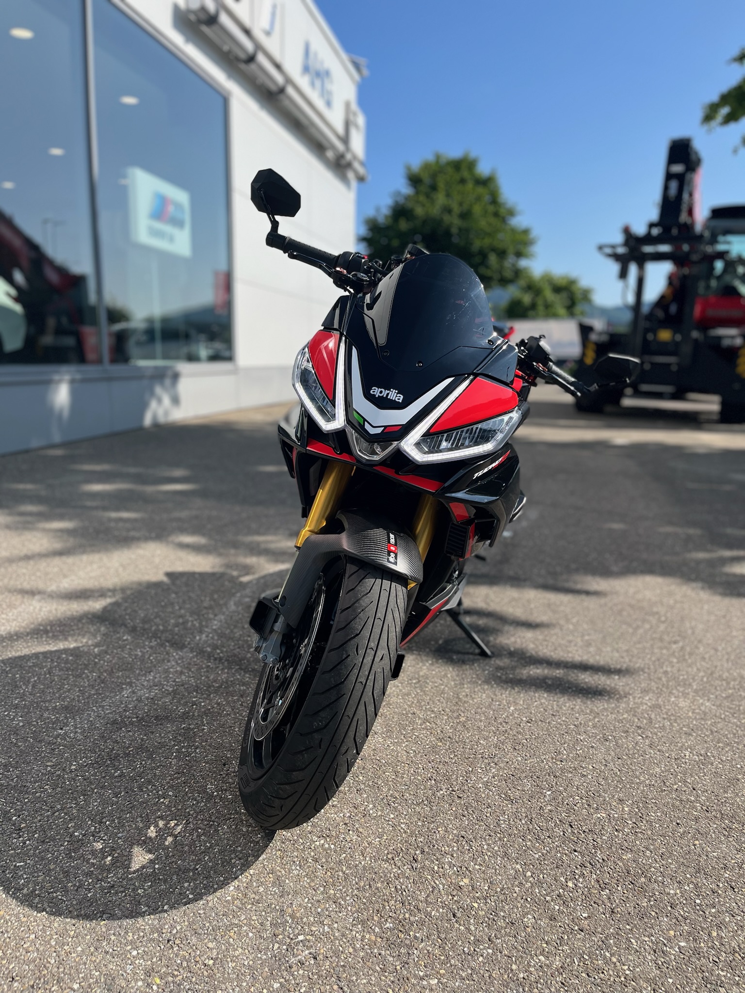 Aprilia - Tuono V4 1100 Factory mit Werksgarantie bis 2026