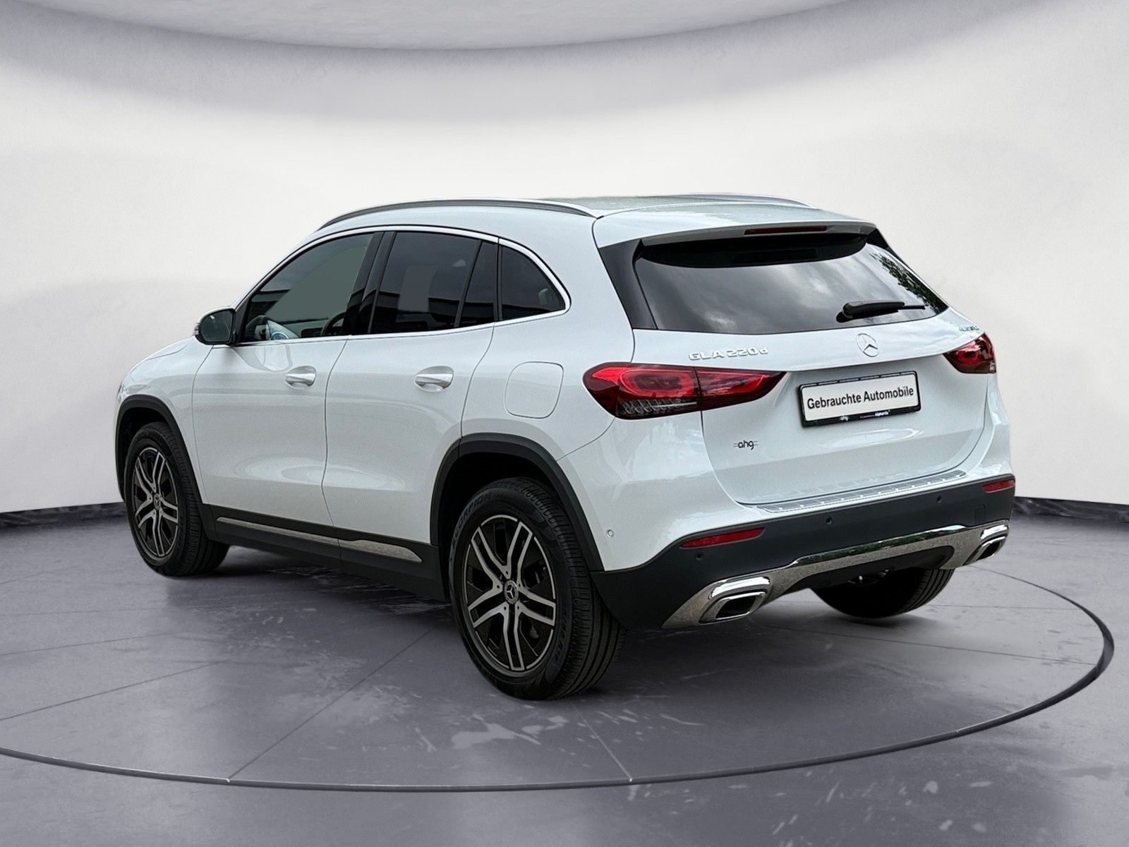 Mercedes-Benz - GLA 220 d 4MATIC