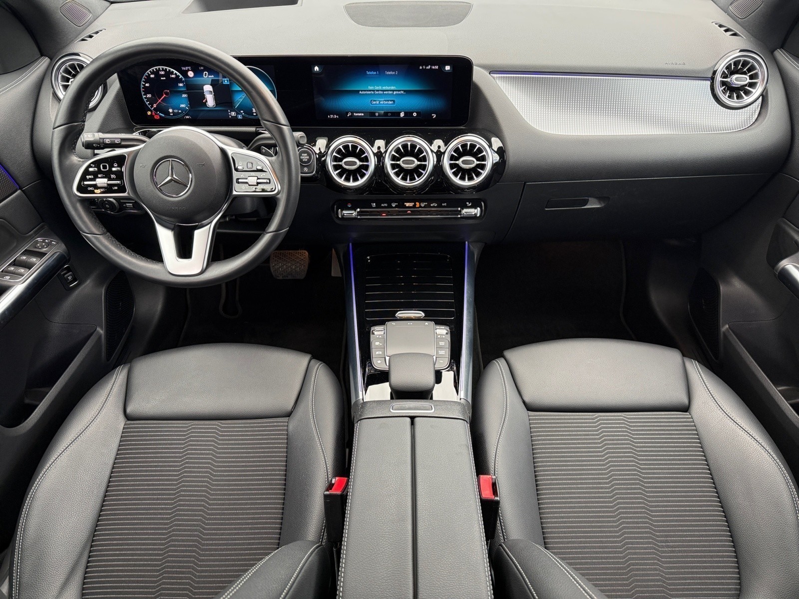 Mercedes-Benz - GLA 220 d 4MATIC