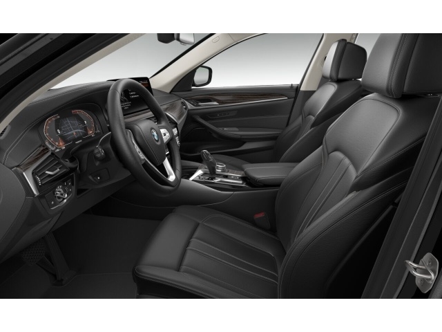 BMW - 530i xDrive Touring