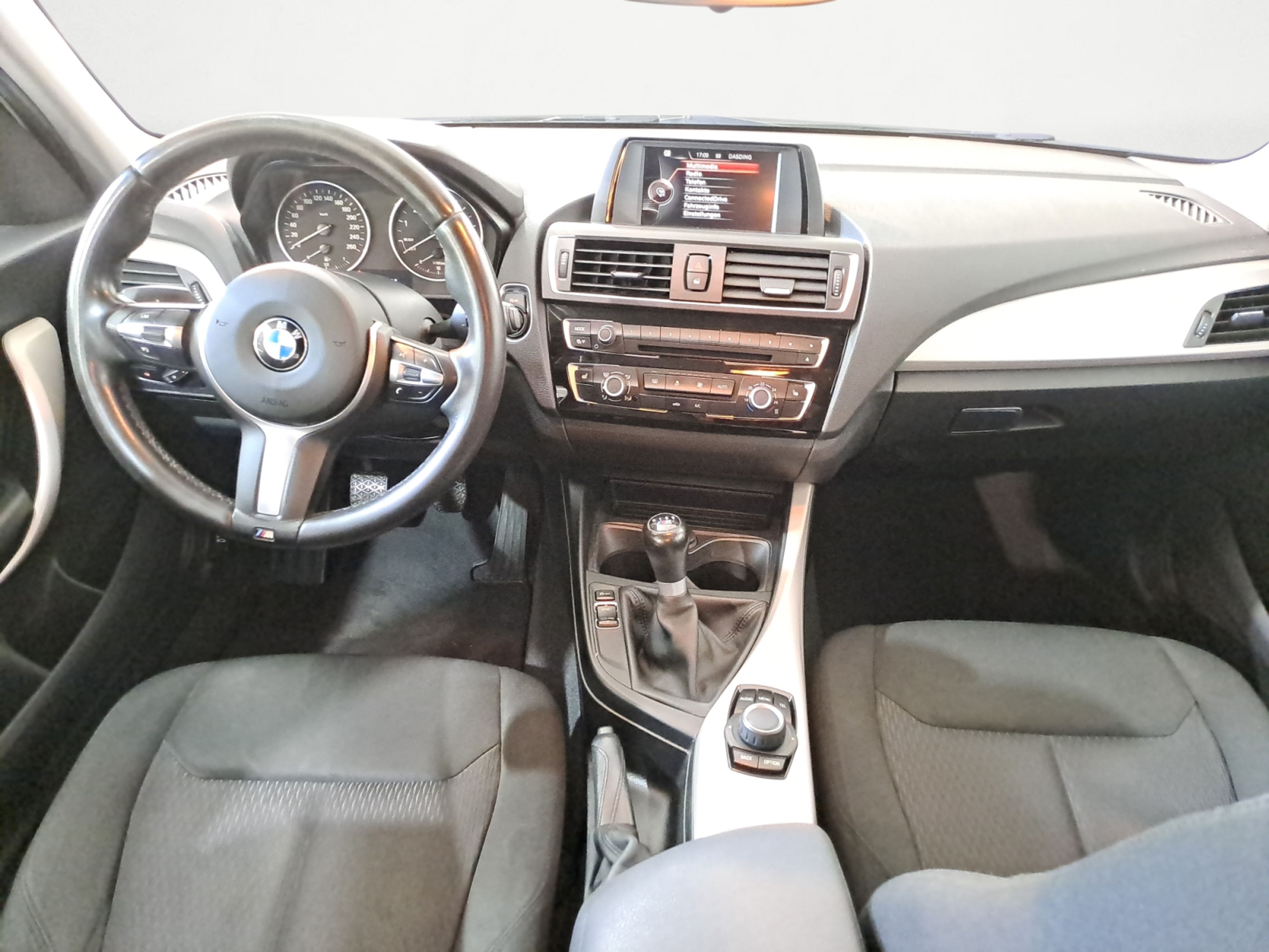 BMW - 118i 5-Türer