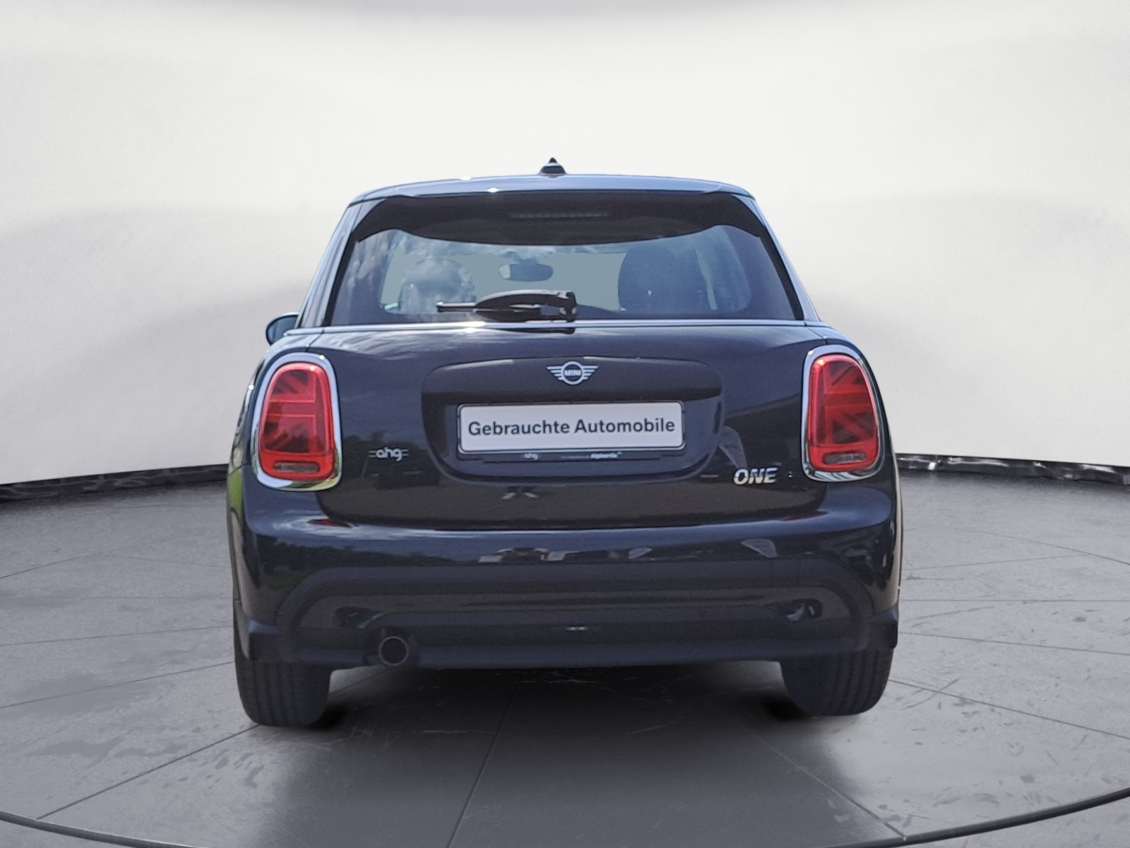 MINI - One Essential Trim Blackyard