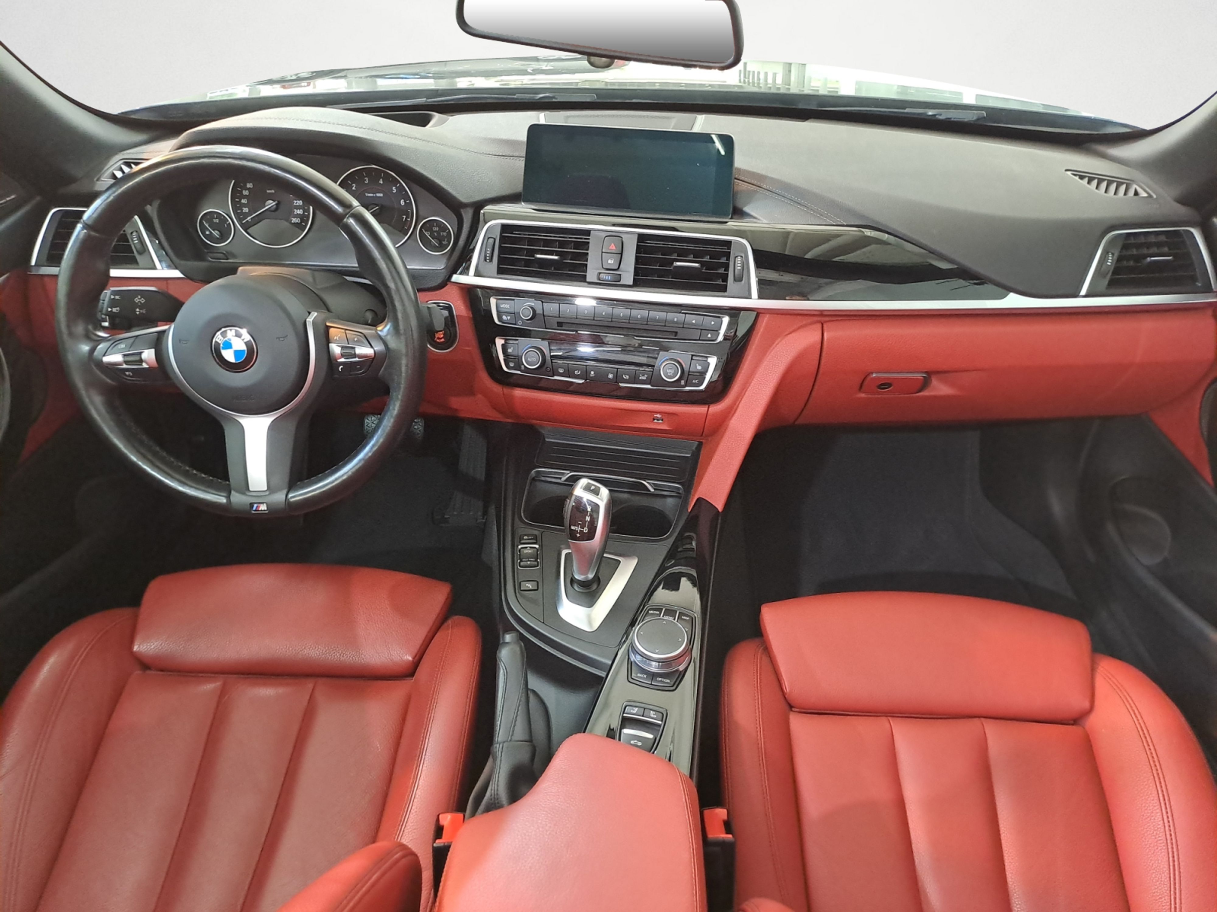 BMW - 440i xDrive Cabrio Sport Line