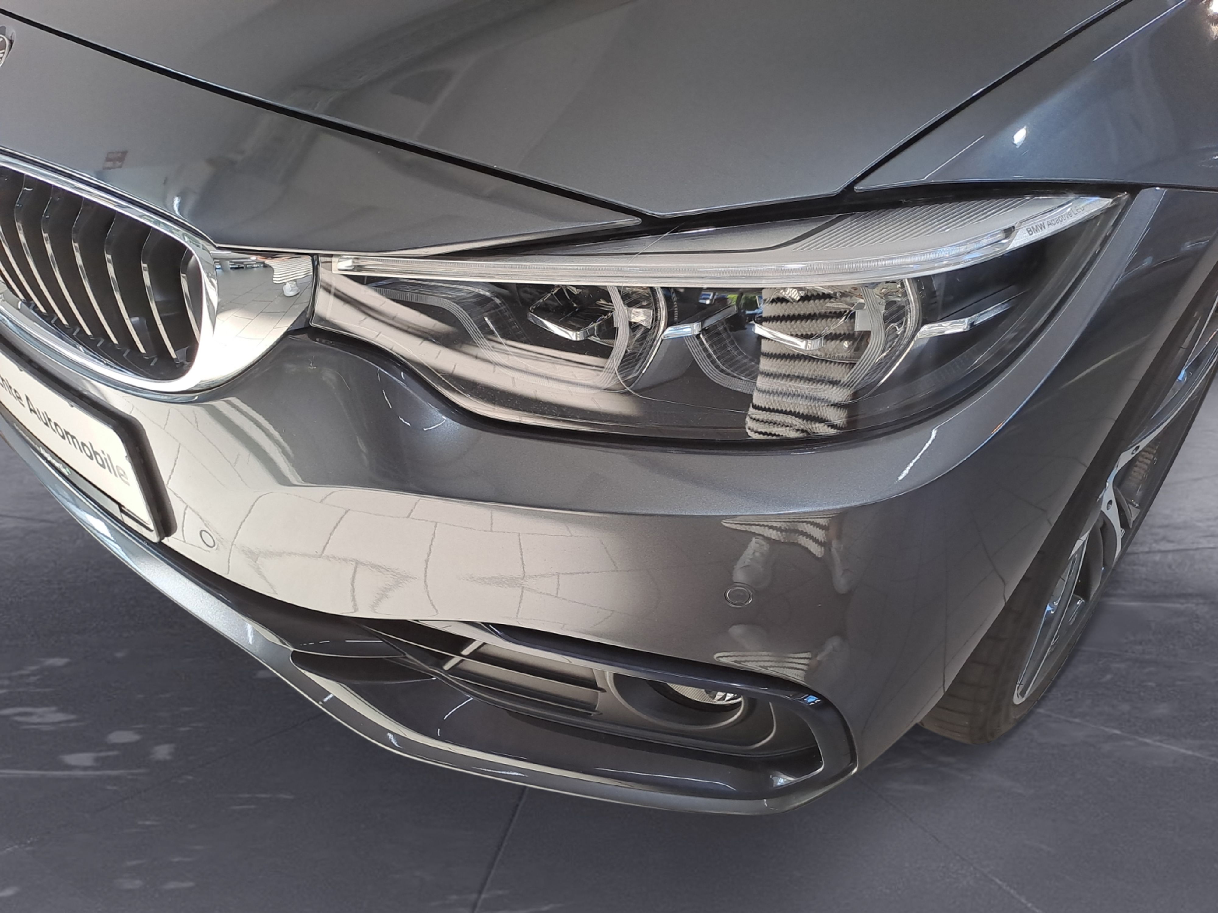 BMW - 440i xDrive Cabrio Sport Line