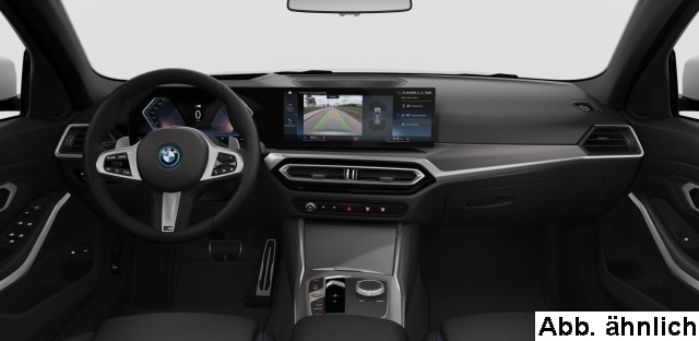 BMW - 330e xDrive Touring